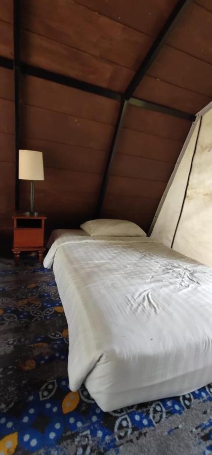 Seribu Batu Songgo Langit Resort & Camp Bantul Luaran gambar