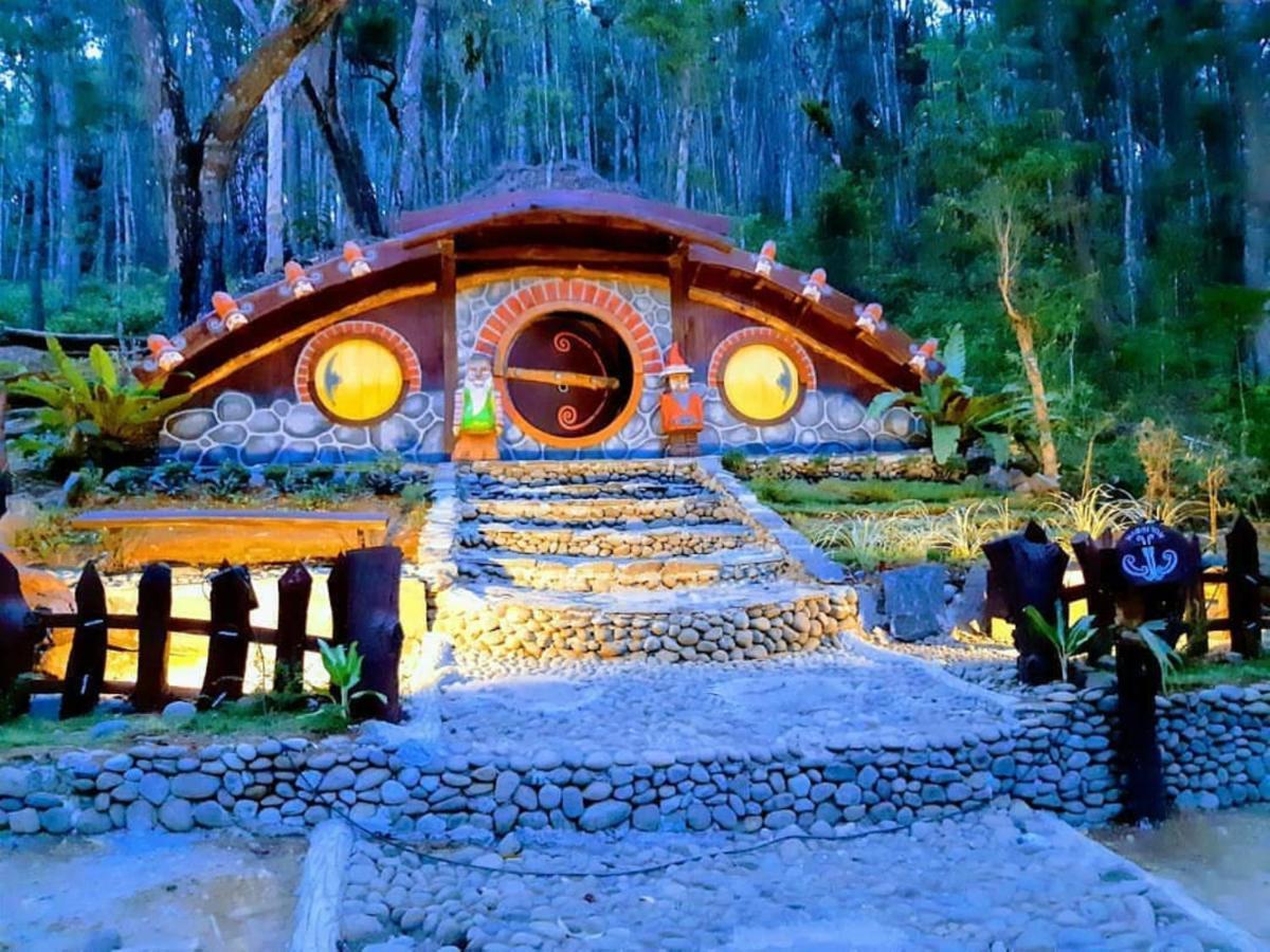 Seribu Batu Songgo Langit Resort & Camp Bantul Luaran gambar