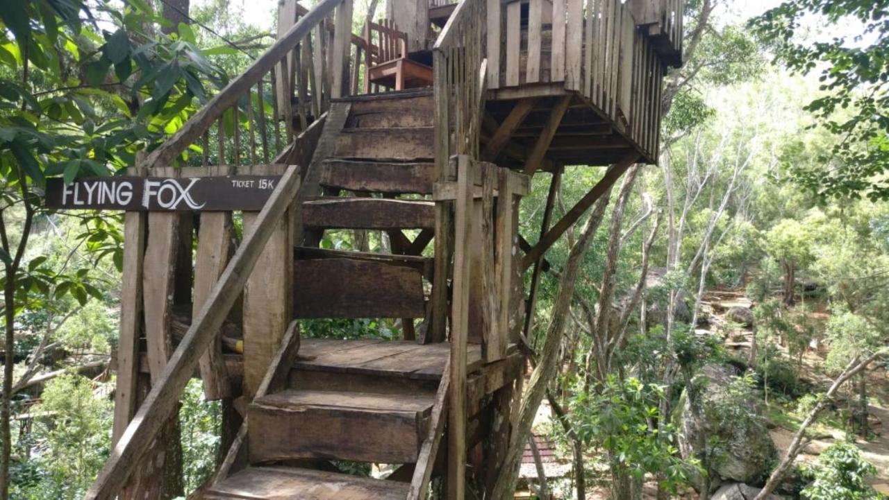 Seribu Batu Songgo Langit Resort & Camp Bantul Luaran gambar