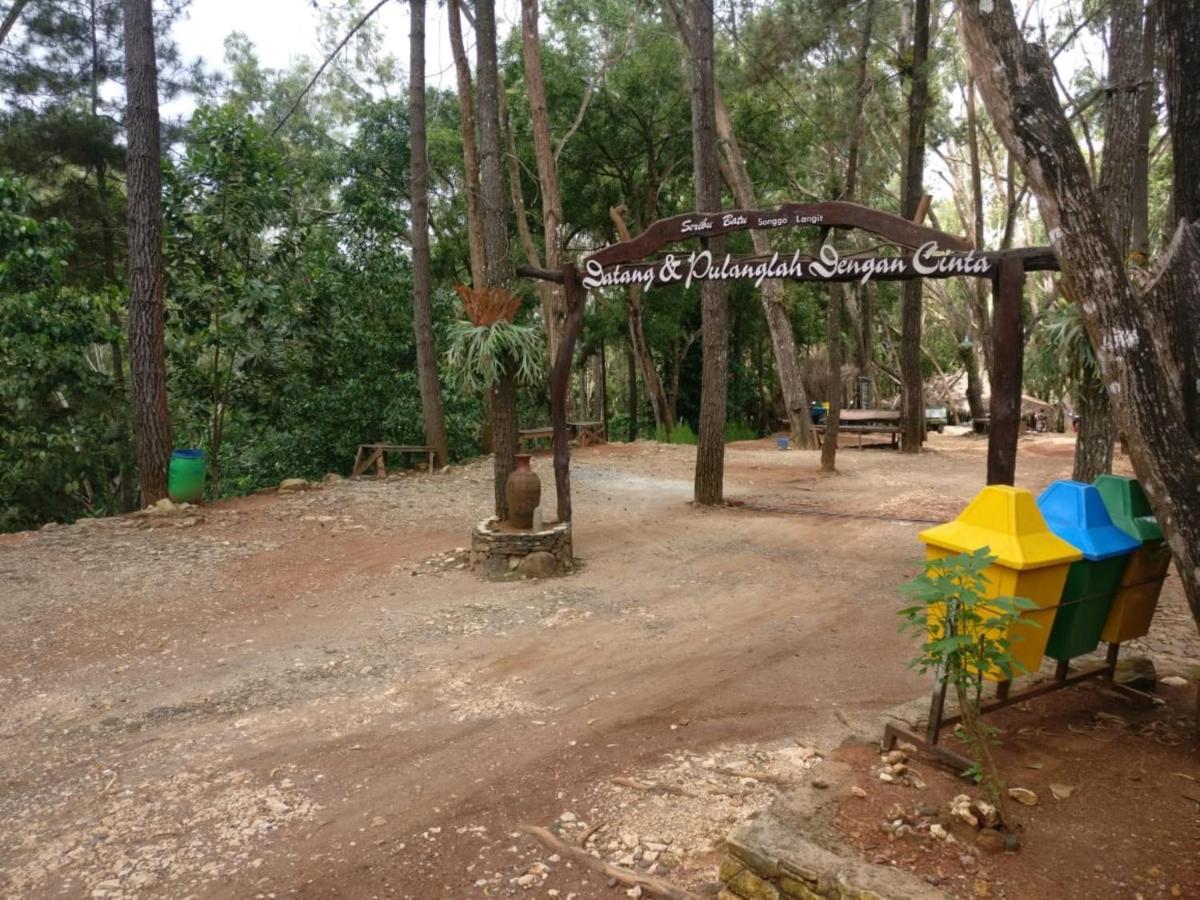 Seribu Batu Songgo Langit Resort & Camp Bantul Luaran gambar