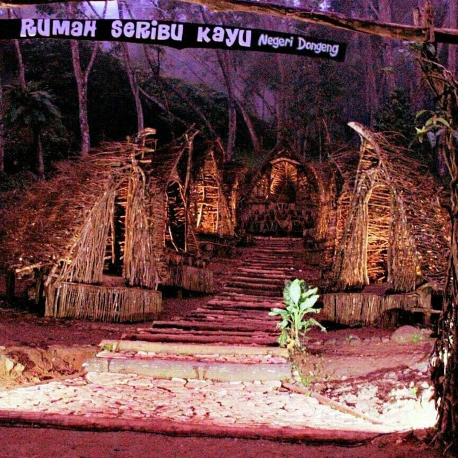 Seribu Batu Songgo Langit Resort & Camp Bantul Luaran gambar