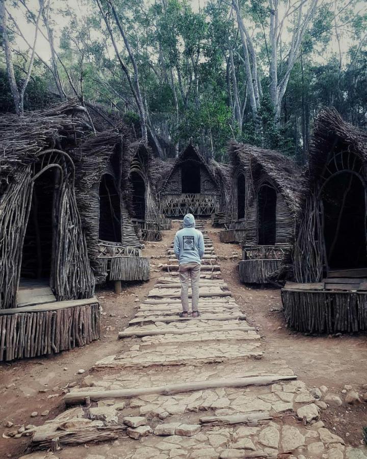 Seribu Batu Songgo Langit Resort & Camp Bantul Luaran gambar