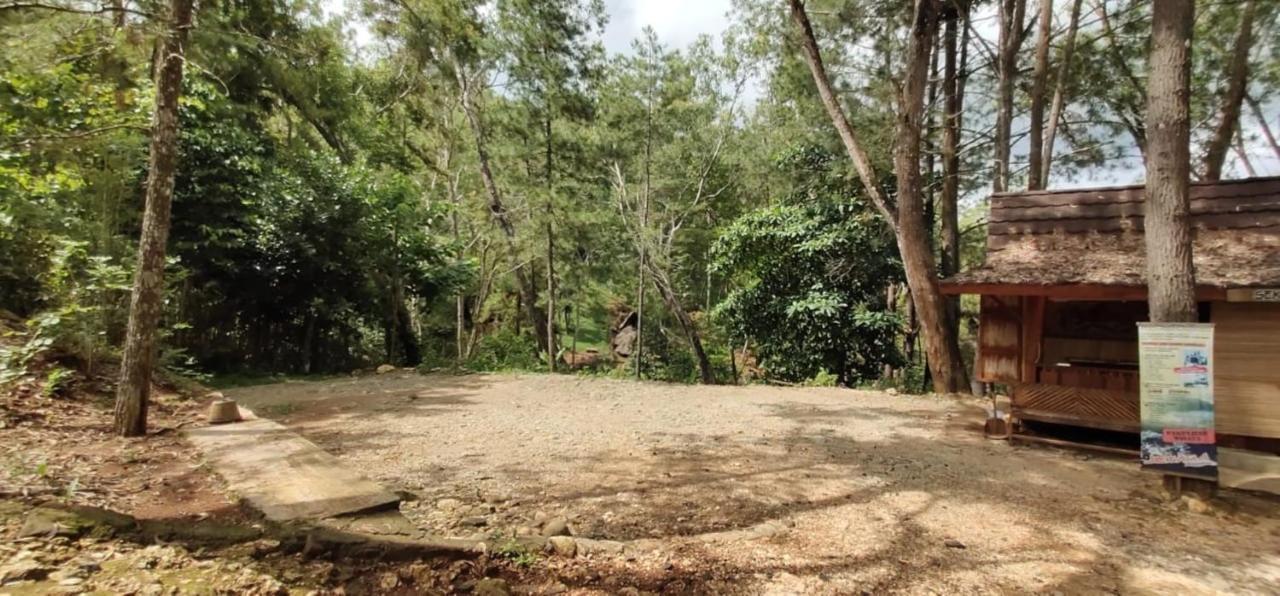 Seribu Batu Songgo Langit Resort & Camp Bantul Luaran gambar
