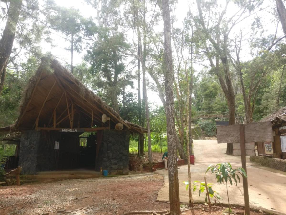 Seribu Batu Songgo Langit Resort & Camp Bantul Luaran gambar