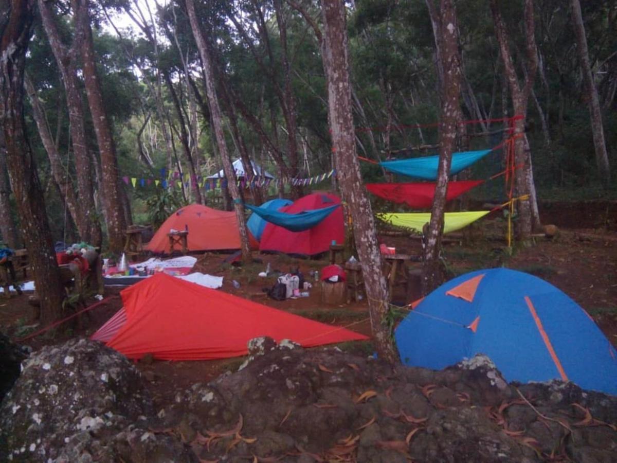 Seribu Batu Songgo Langit Resort & Camp Bantul Luaran gambar